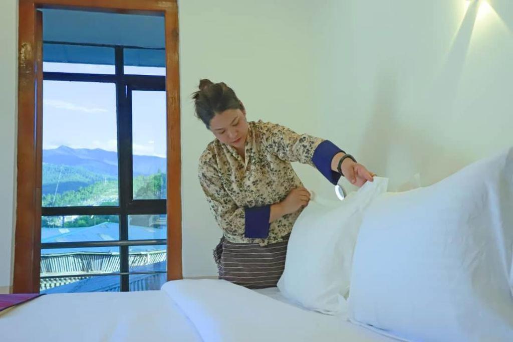 The Bd Hotel Θίμφου Εξωτερικό φωτογραφία